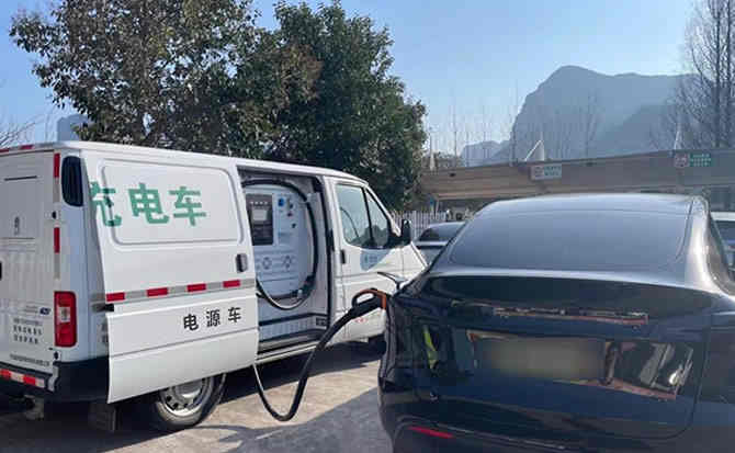 卫东区汽车搭电