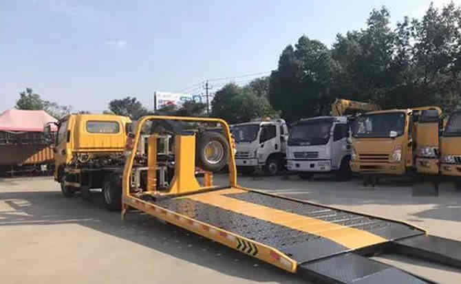 卫东区汽车中途维修案例